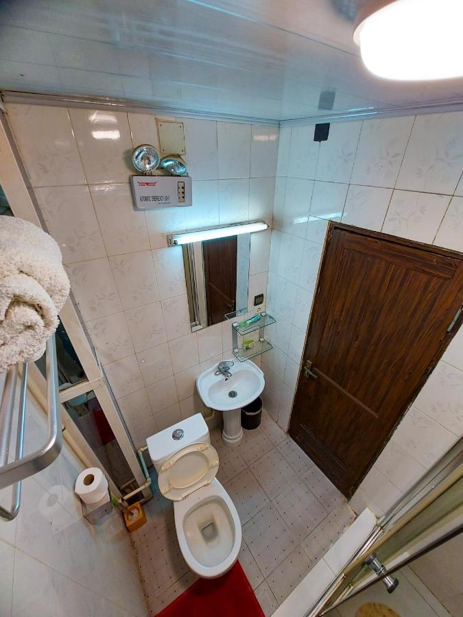 Hotel Relax キンシャサ エクステリア 写真