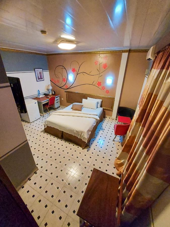 Hotel Relax キンシャサ エクステリア 写真